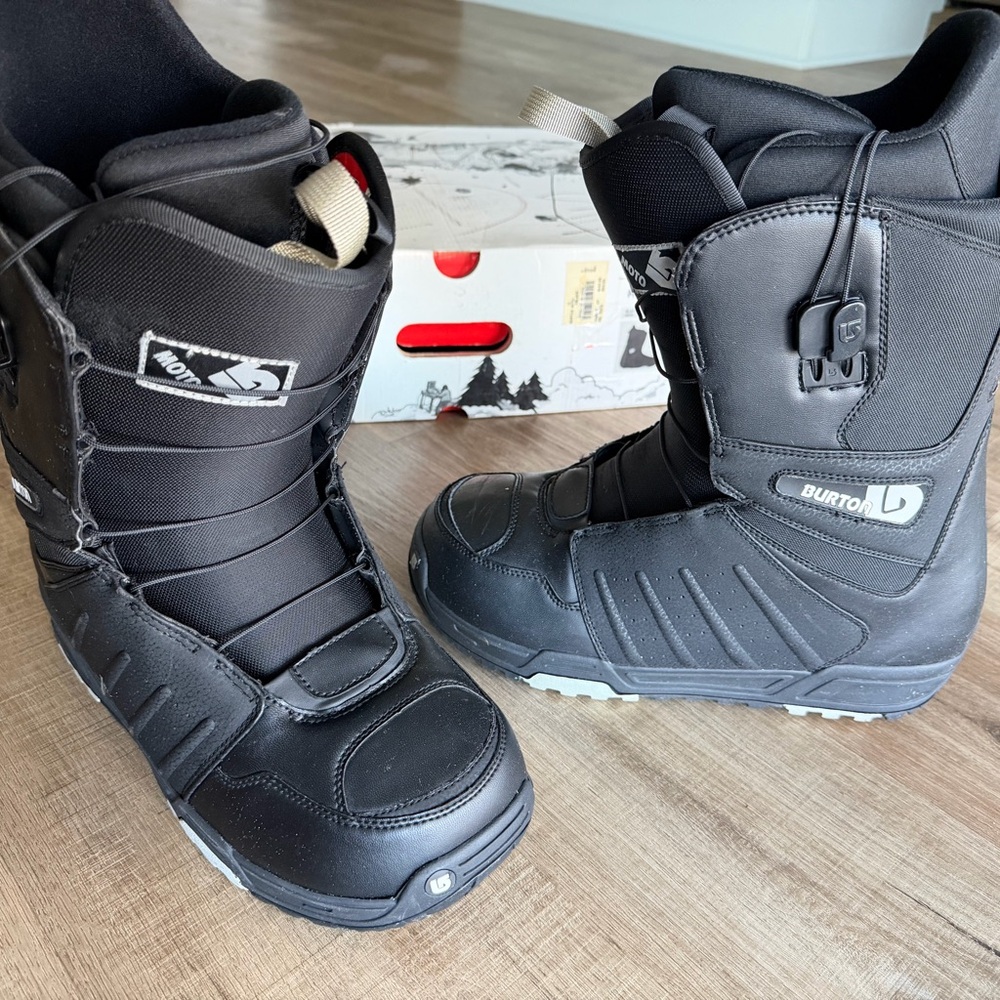 Burton Black Snowboard Boots with Gray Soles